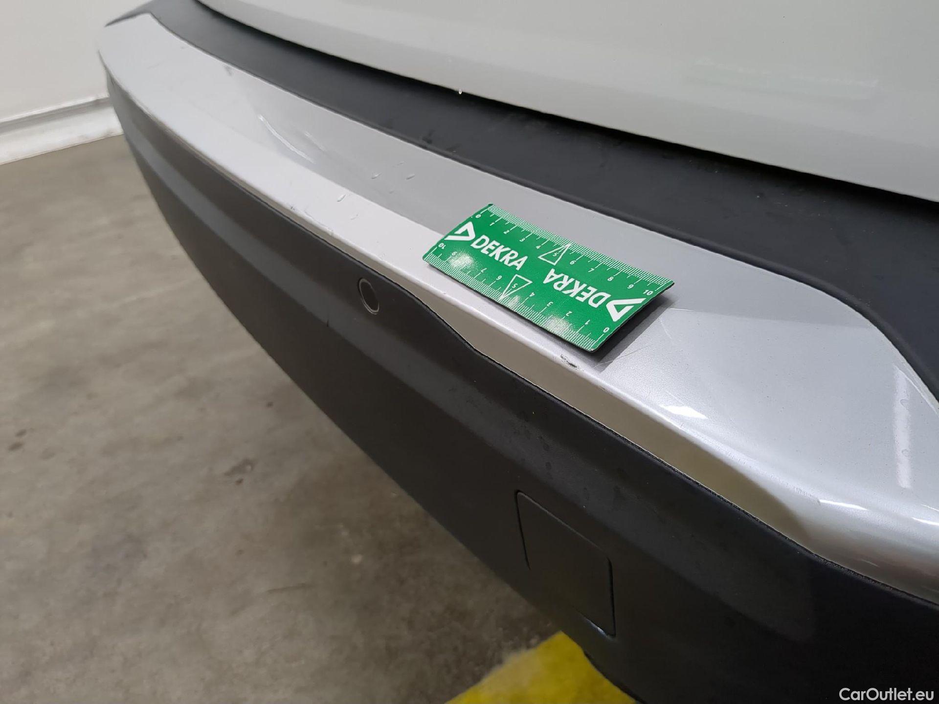  Peugeot  2008  Allure 1.5 HDi 100CV BVM6 E6d #51