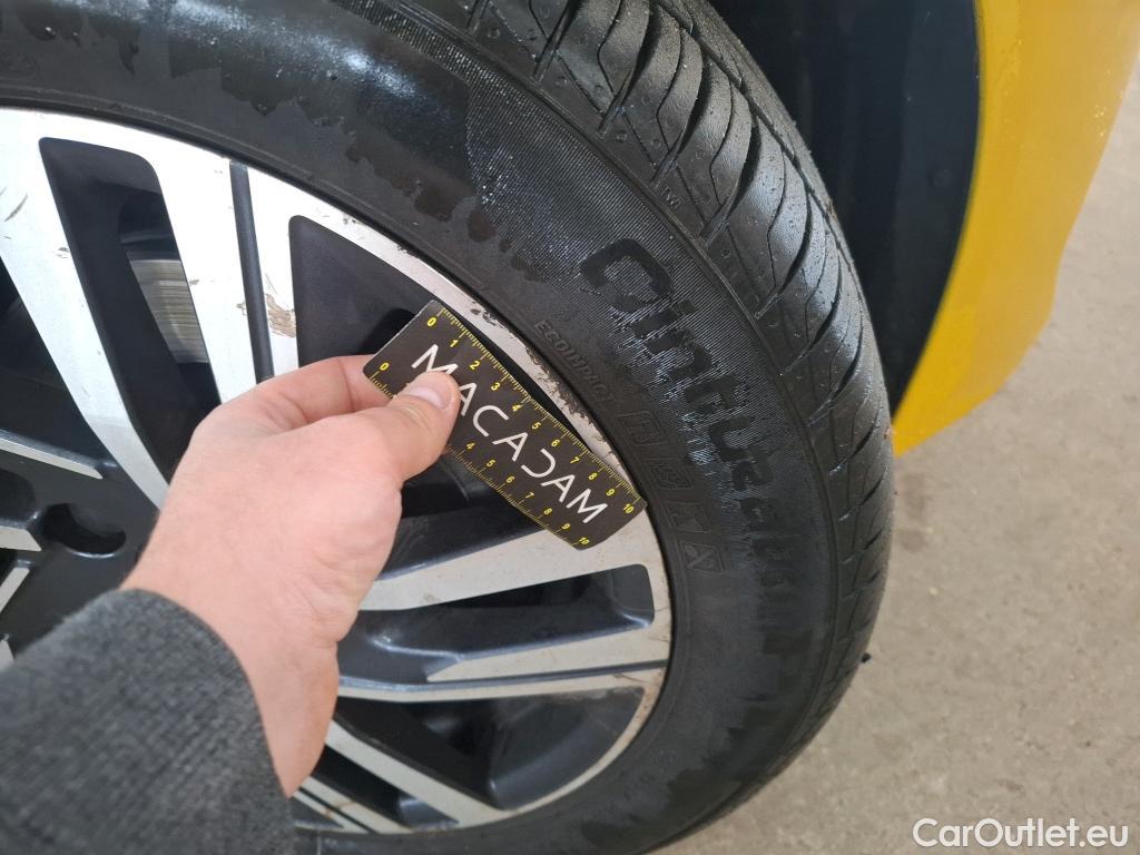  Peugeot  208  Allure Pack 1.2 PureTech 100CV BVA8 E6d #22