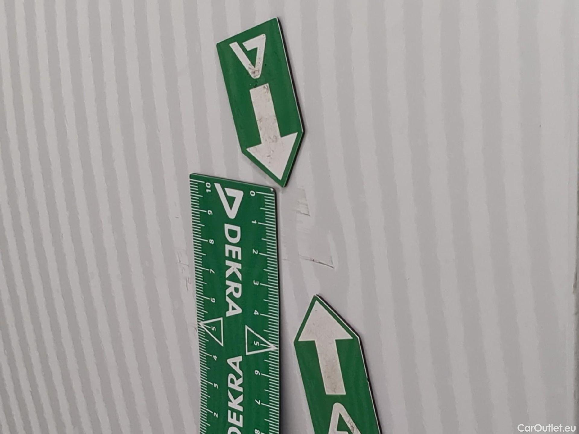  Peugeot  2008  Allure 1.5 HDi 100CV BVM6 E6d #16