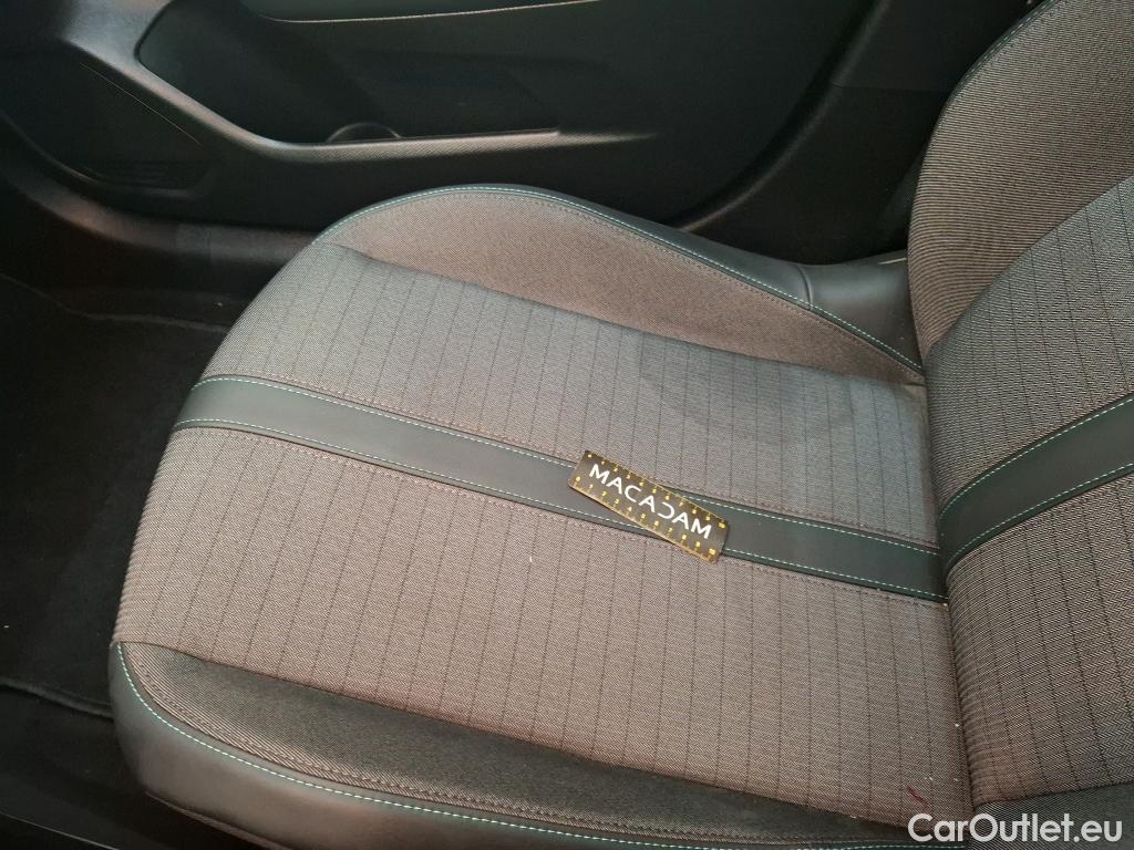  Peugeot  208  Allure Pack 1.2 PureTech 100CV BVA8 E6d #51