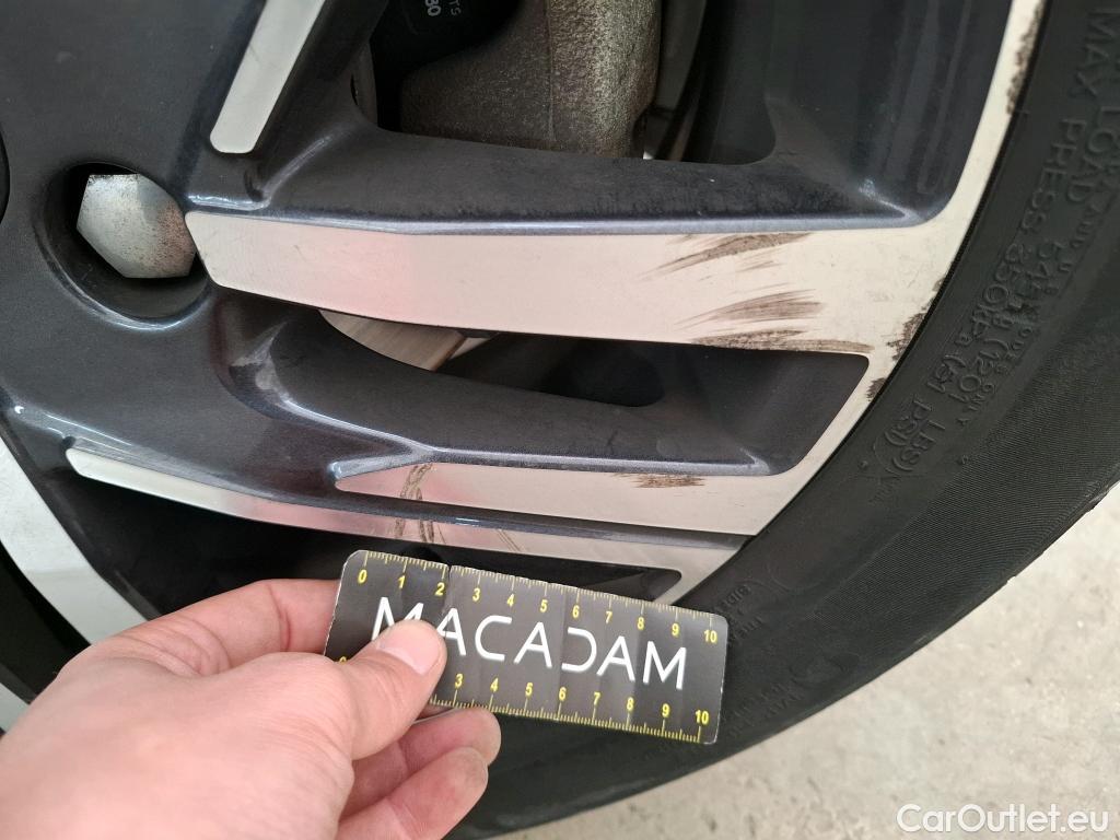  Peugeot  208  Allure Business 1.2 PureTech 100CV BVA8 E6d #7