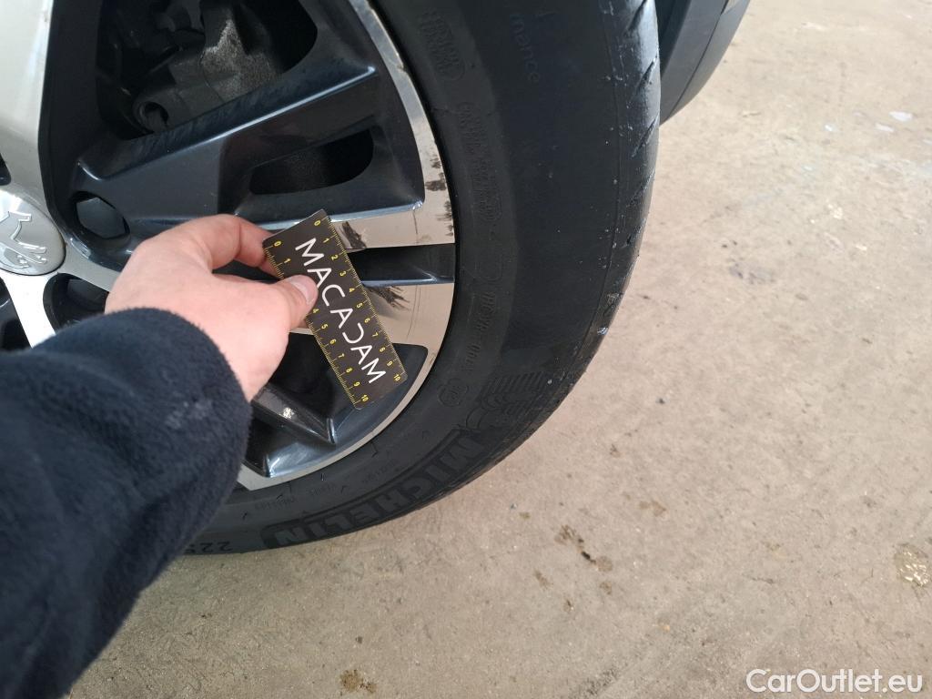  Peugeot  5008  GT Line 1.5 HDi 130CV BVA8 E6dT #42