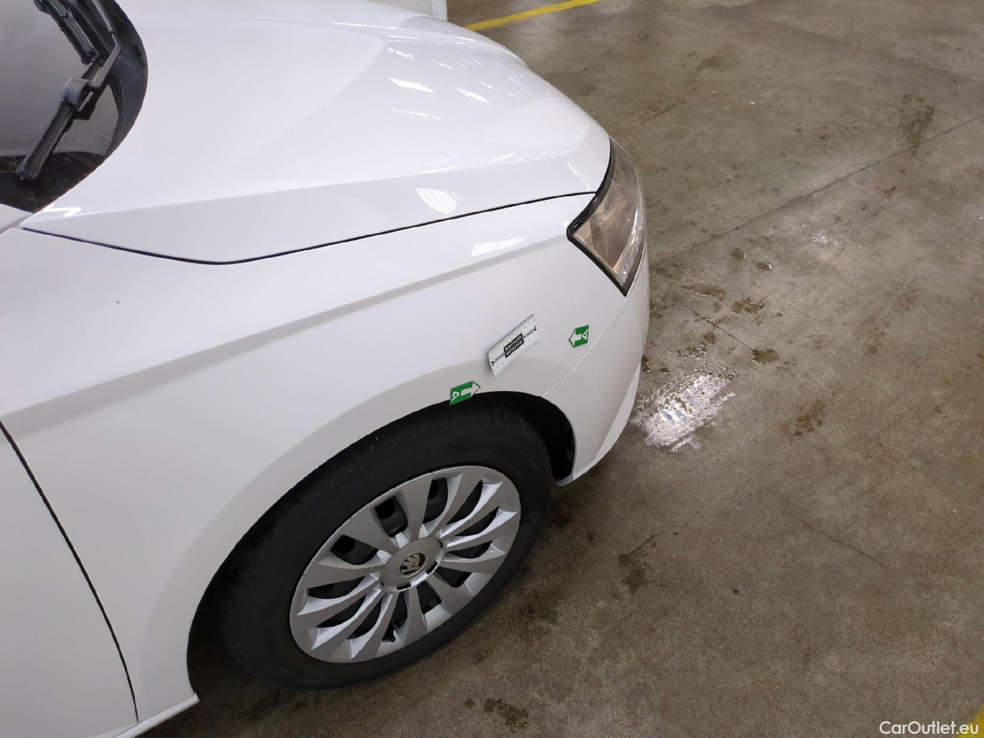  Skoda  Fabia  Business 1.0 MPI 60CV BVM5 E6dT #3