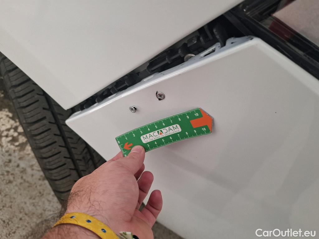  Renault  Trafic RENAULT  4p Combi Zen L2 Energy dCi 125 8 places #5