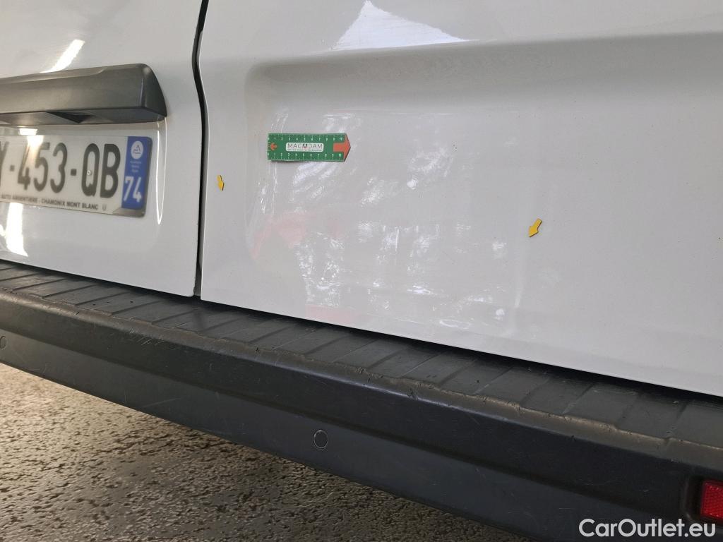  Renault  Trafic RENAULT  4p Combi Zen L2 Energy dCi 125 8 places #11