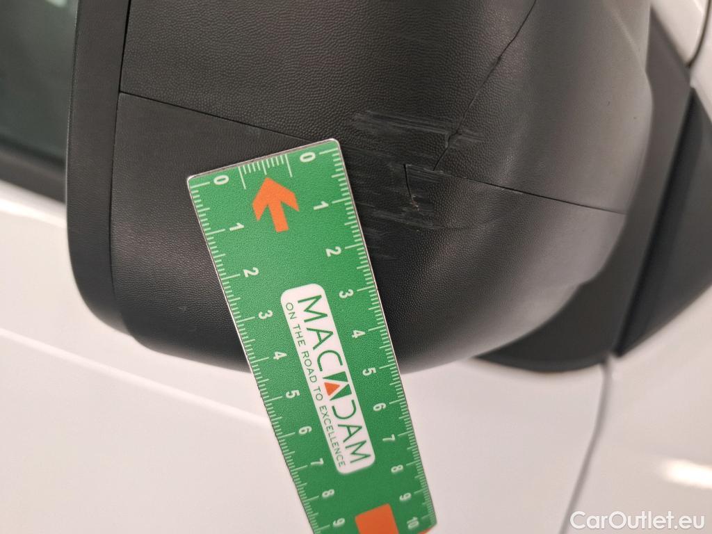  Renault  Trafic RENAULT  4p Combi Zen L2 Energy dCi 125 8 places #41