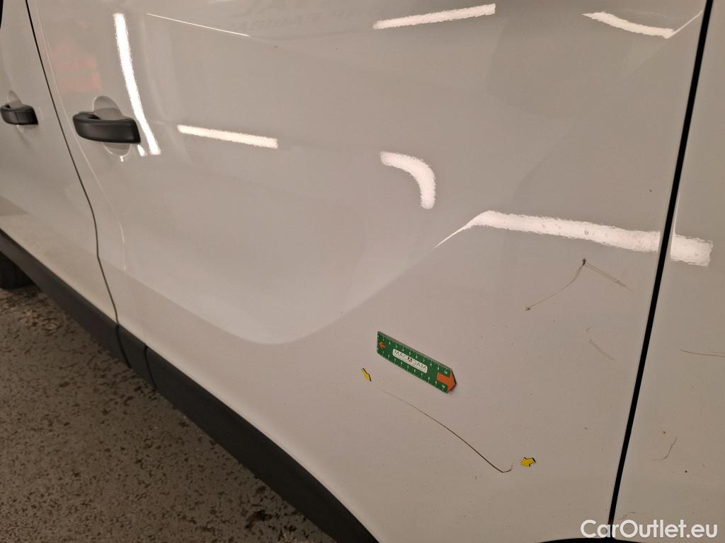  Renault  Trafic RENAULT  4p Combi Zen L2 Energy dCi 125 8 places #24