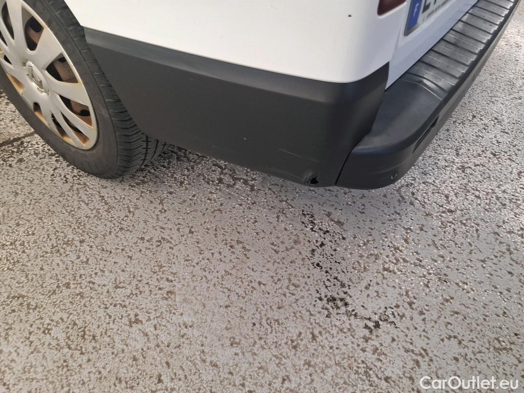  Renault  Trafic RENAULT  4p Combi Zen L2 Energy dCi 125 8 places #57