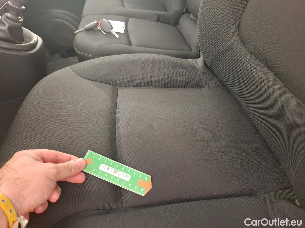  Renault  Trafic RENAULT  4p Combi Zen L2 Energy dCi 125 8 places #50