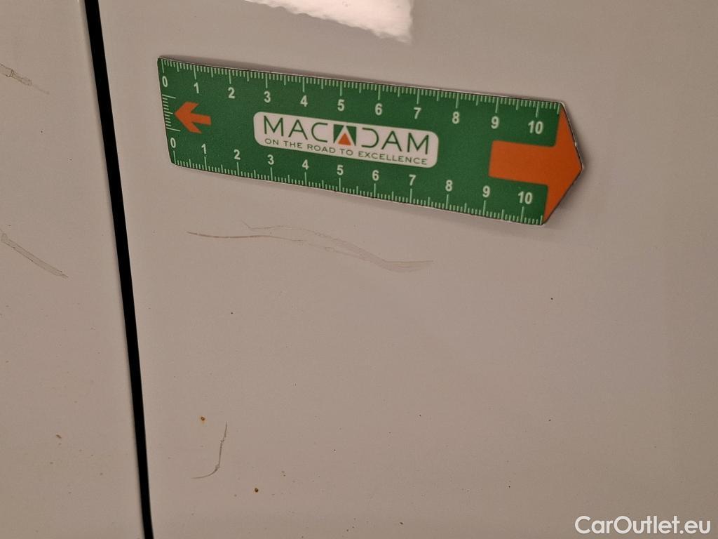  Renault  Trafic RENAULT  4p Combi Zen L2 Energy dCi 125 8 places #29