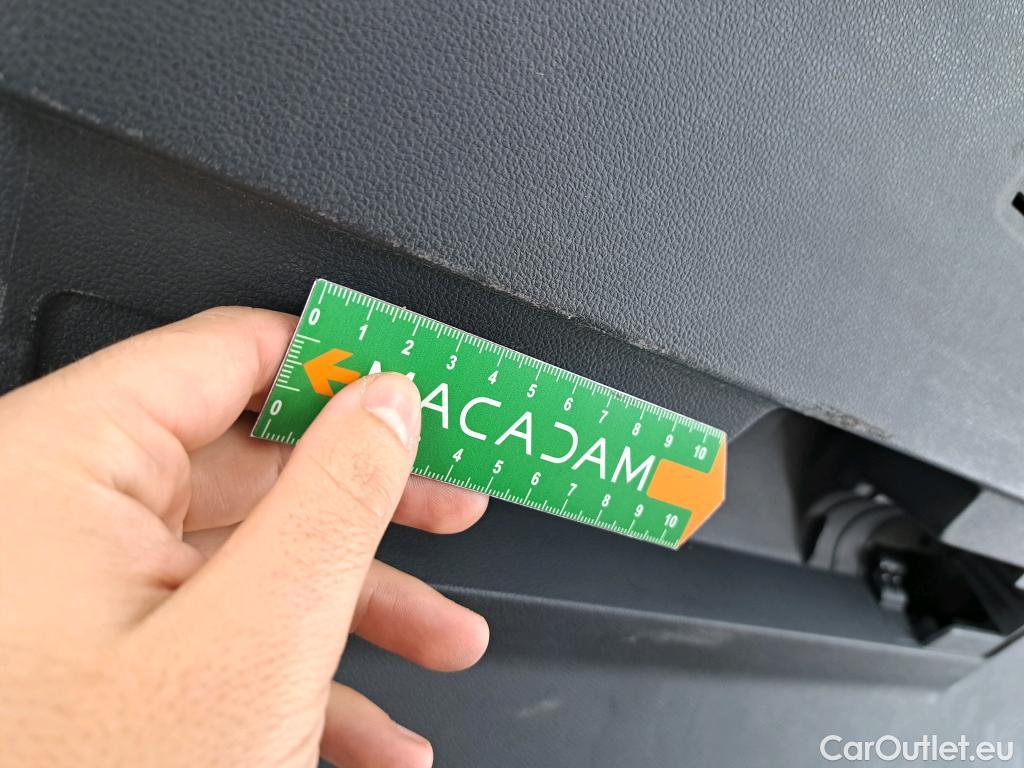  Volkswagen  Golf  VOLKSWAGEN / 2020 / 5P / Berline 2.0 TDI SCR 150 DSG7 Life Busi 1st #11