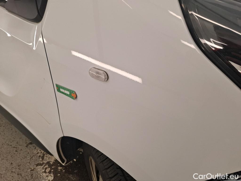  Renault  Trafic RENAULT  4p Combi Zen L2 Energy dCi 125 8 places #28