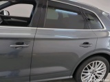  Audi  Q5 Audi  35 TDI S tronic S Edition 5d #19
