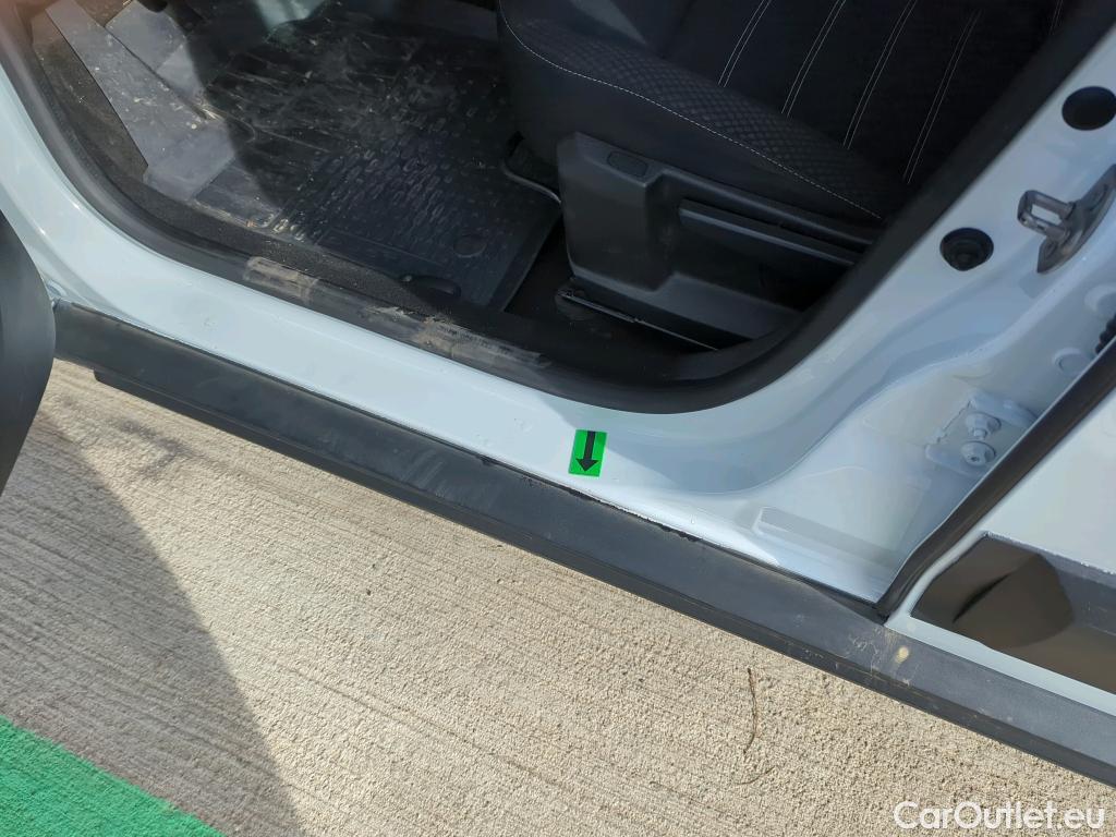  Dacia  Duster 1.5 Blue dCi 115CP Comfort 4WD #33