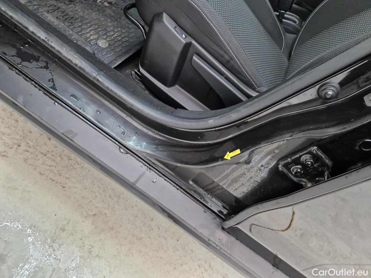  Dacia  Duster 1.5 Blue dCi 115CP Comfort 4WD #3