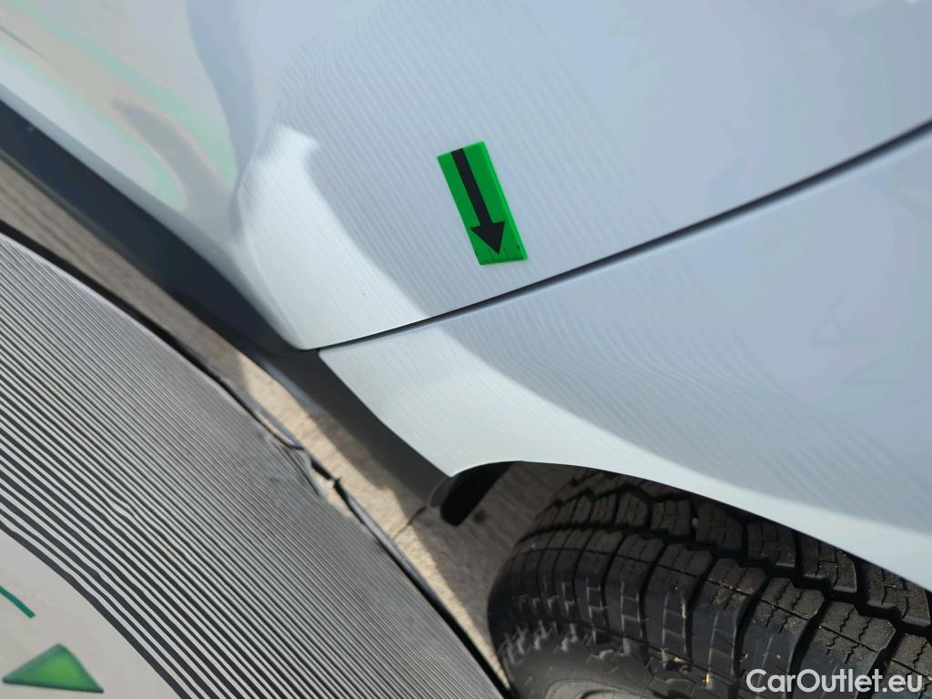  Dacia  Duster 1.5 Blue dCi 115CP Comfort 4WD #44