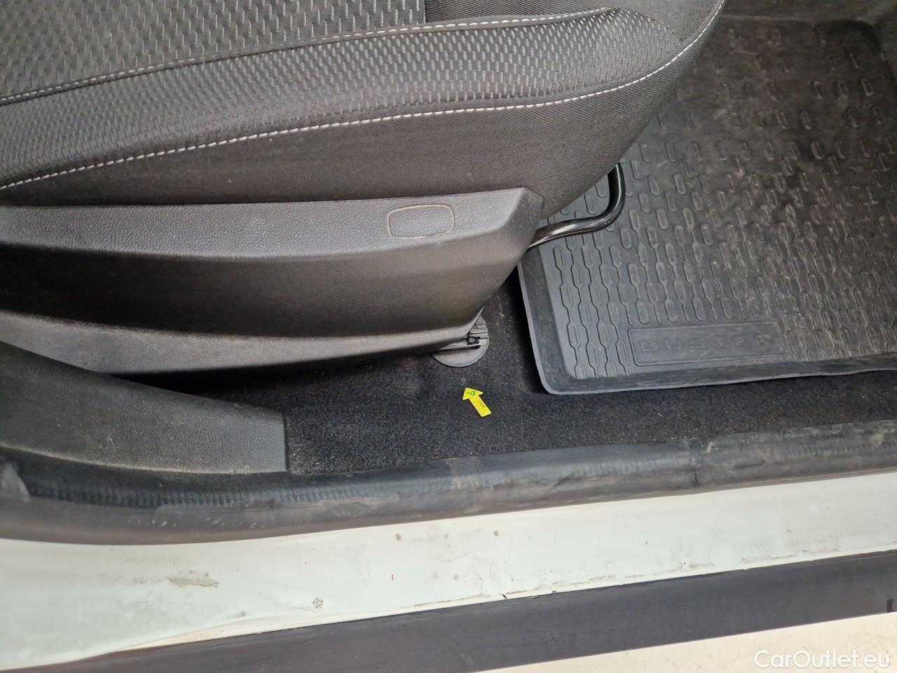  Dacia  Duster 1.5 Blue dCi 115CP Comfort 4WD #39