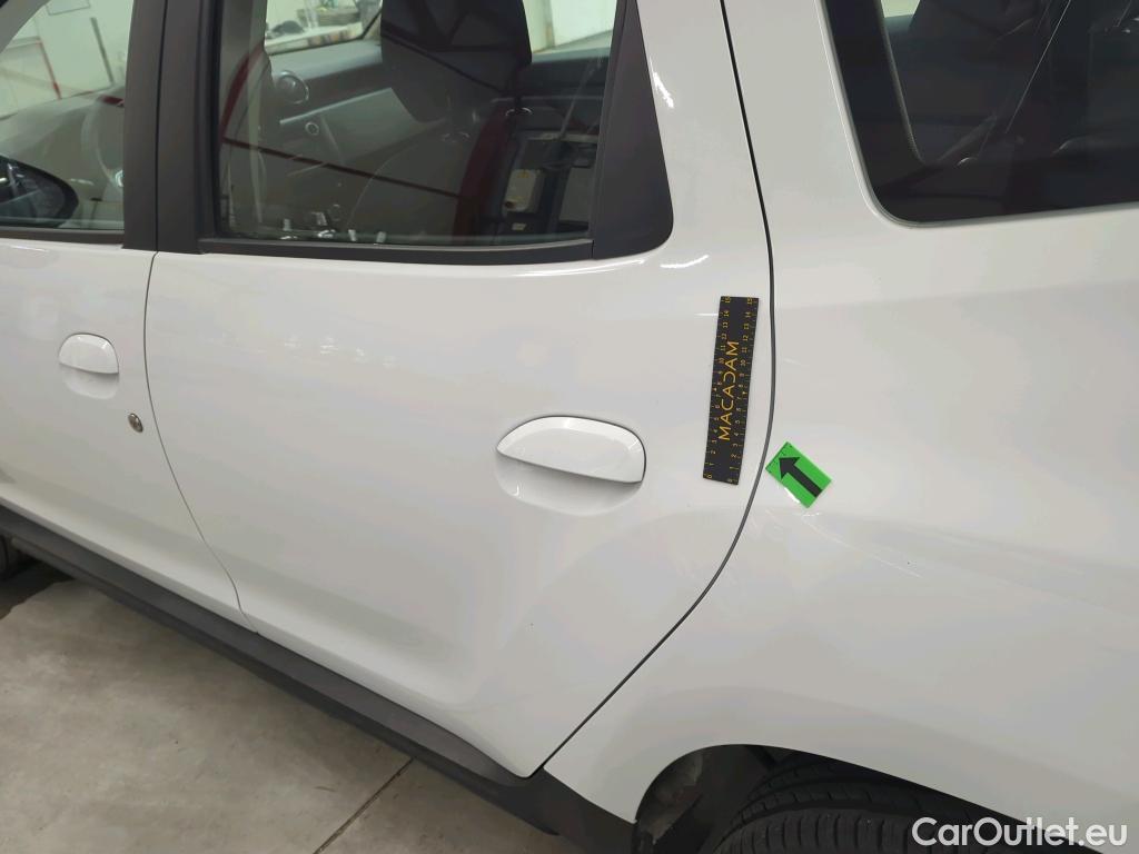  Dacia  Duster 1.5 Blue dCi 115CP Comfort 4WD #31