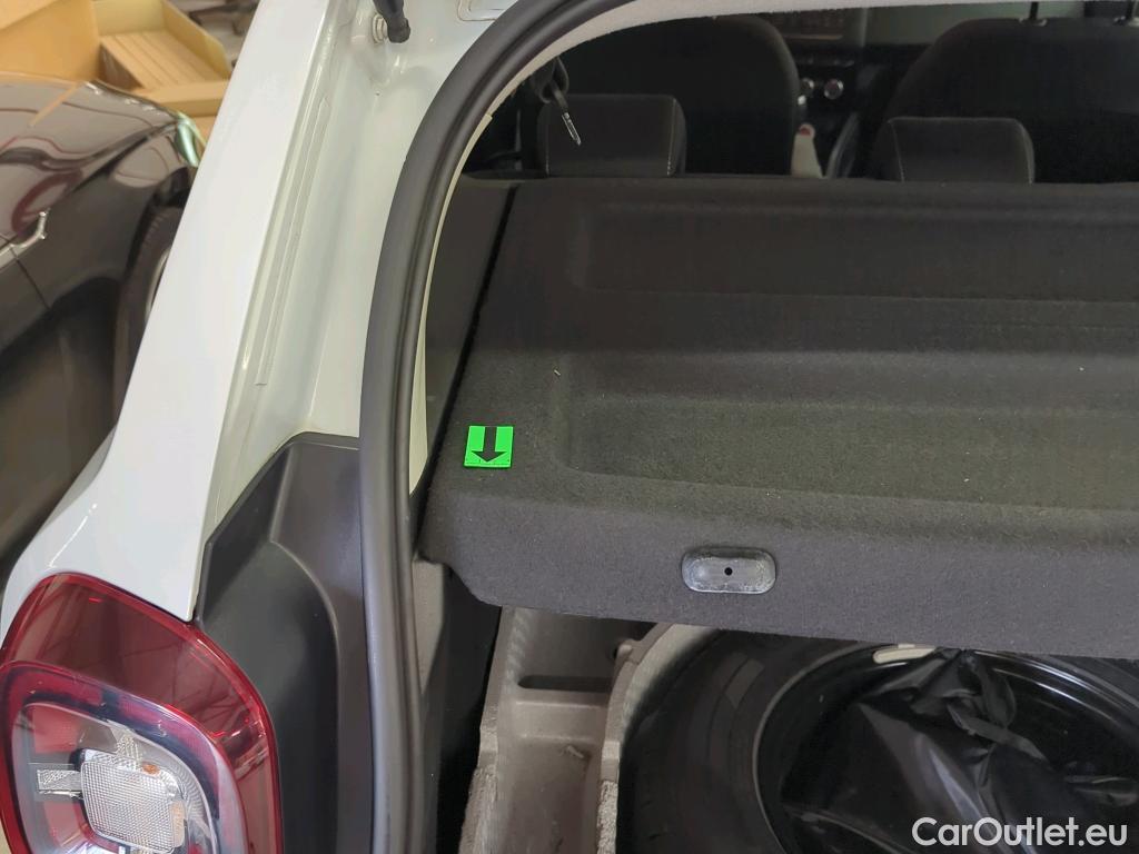  Dacia  Duster 1.5 Blue dCi 115CP Comfort 4WD #19