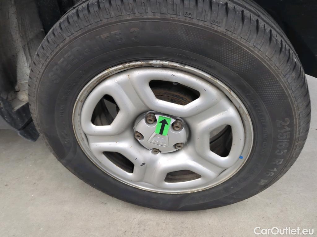  Dacia  Duster 1.5 Blue dCi 115CP Comfort 4WD #23