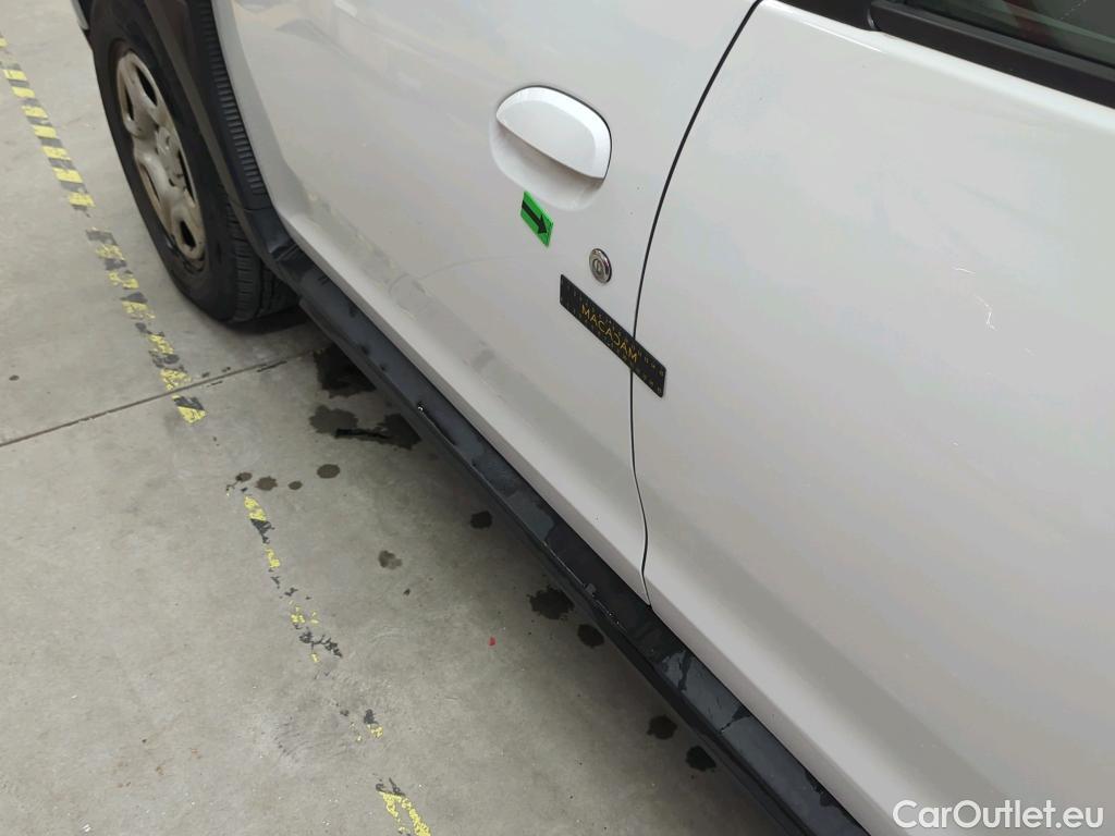  Dacia  Duster 1.5 Blue dCi 115CP Comfort 4WD #7