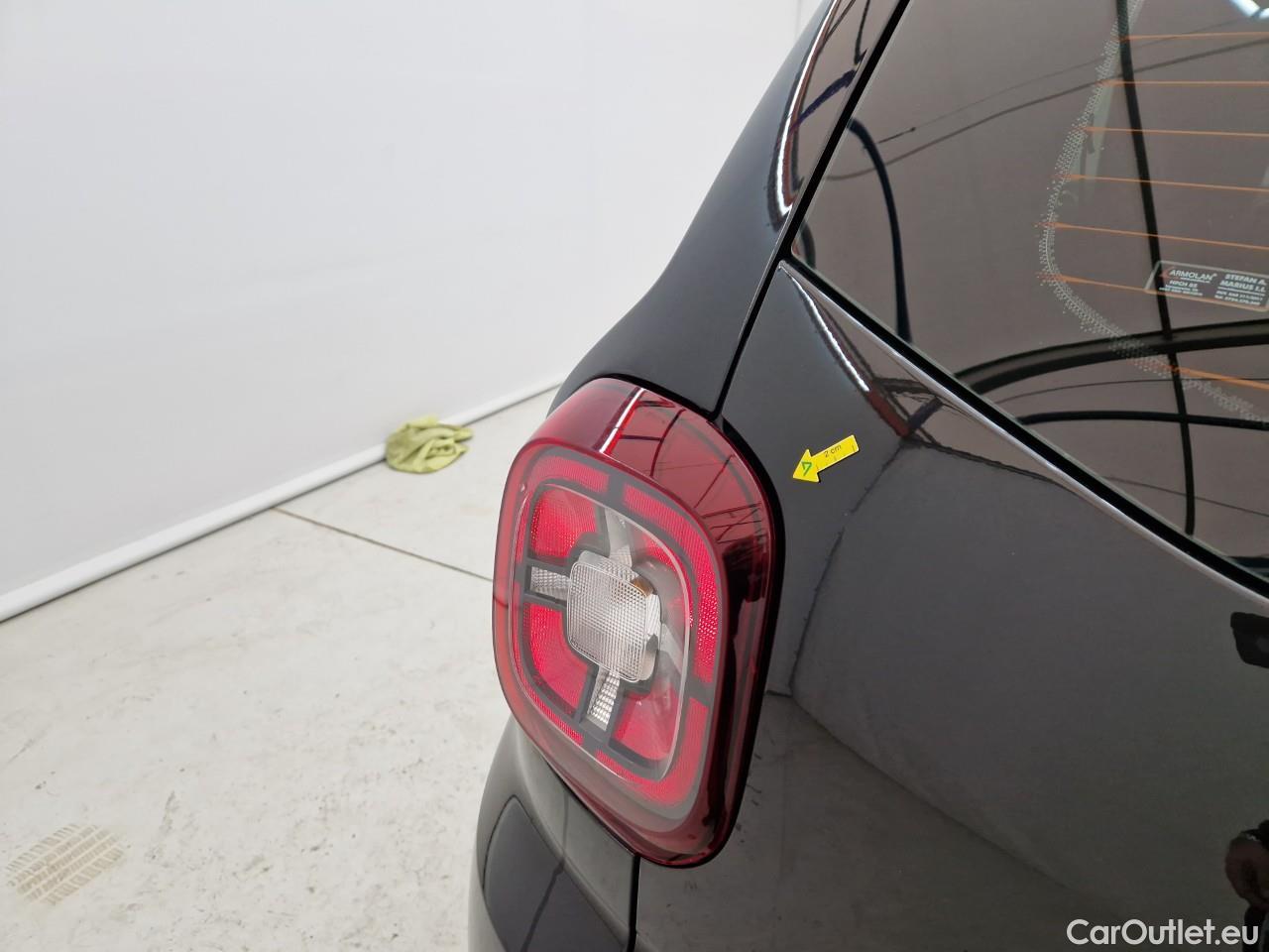  Dacia  Duster 1.5 Blue dCi 115CP Comfort 4WD #48