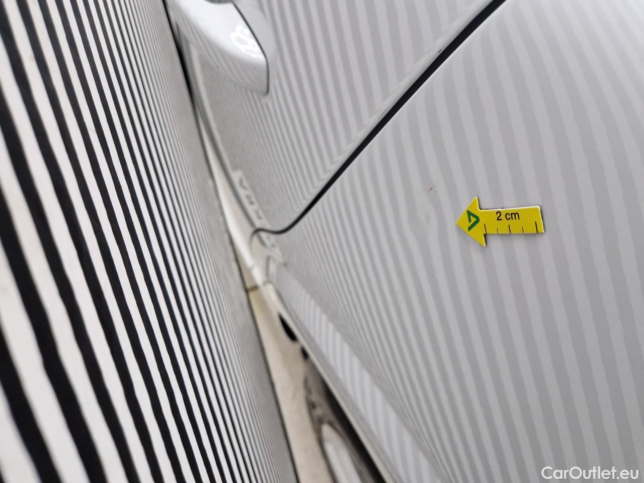  Dacia  Logan 1.0 TCe 90CP Comfort CVT #16