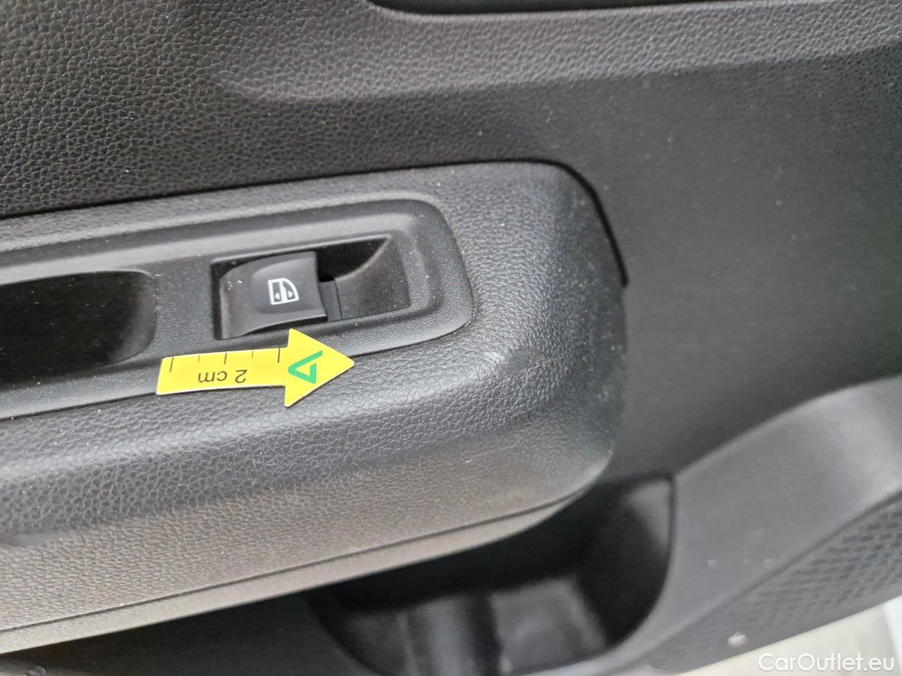  Dacia  Logan 1.0 TCe 90CP Comfort MT6 #47