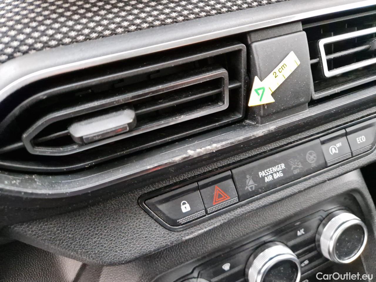  Dacia  Logan 1.0 TCe 90CP Comfort MT6 #40