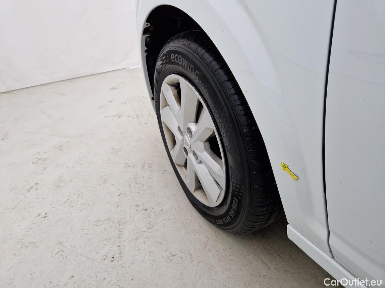  Dacia  Logan 1.0 TCe 90CP Comfort MT6 #6