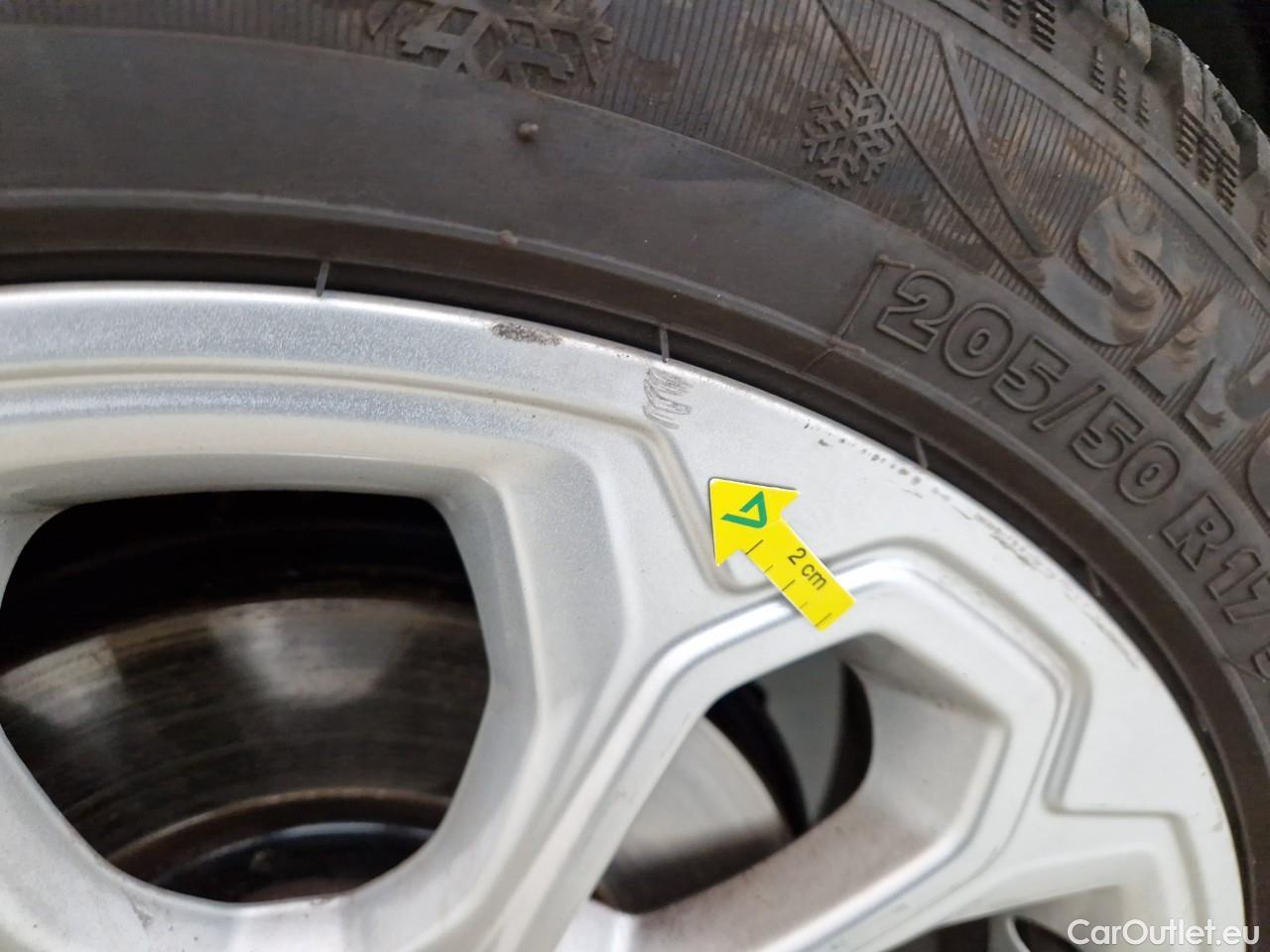  Ford   ECOSPORT 1.5 EcoBlue 95CP Titanium #12