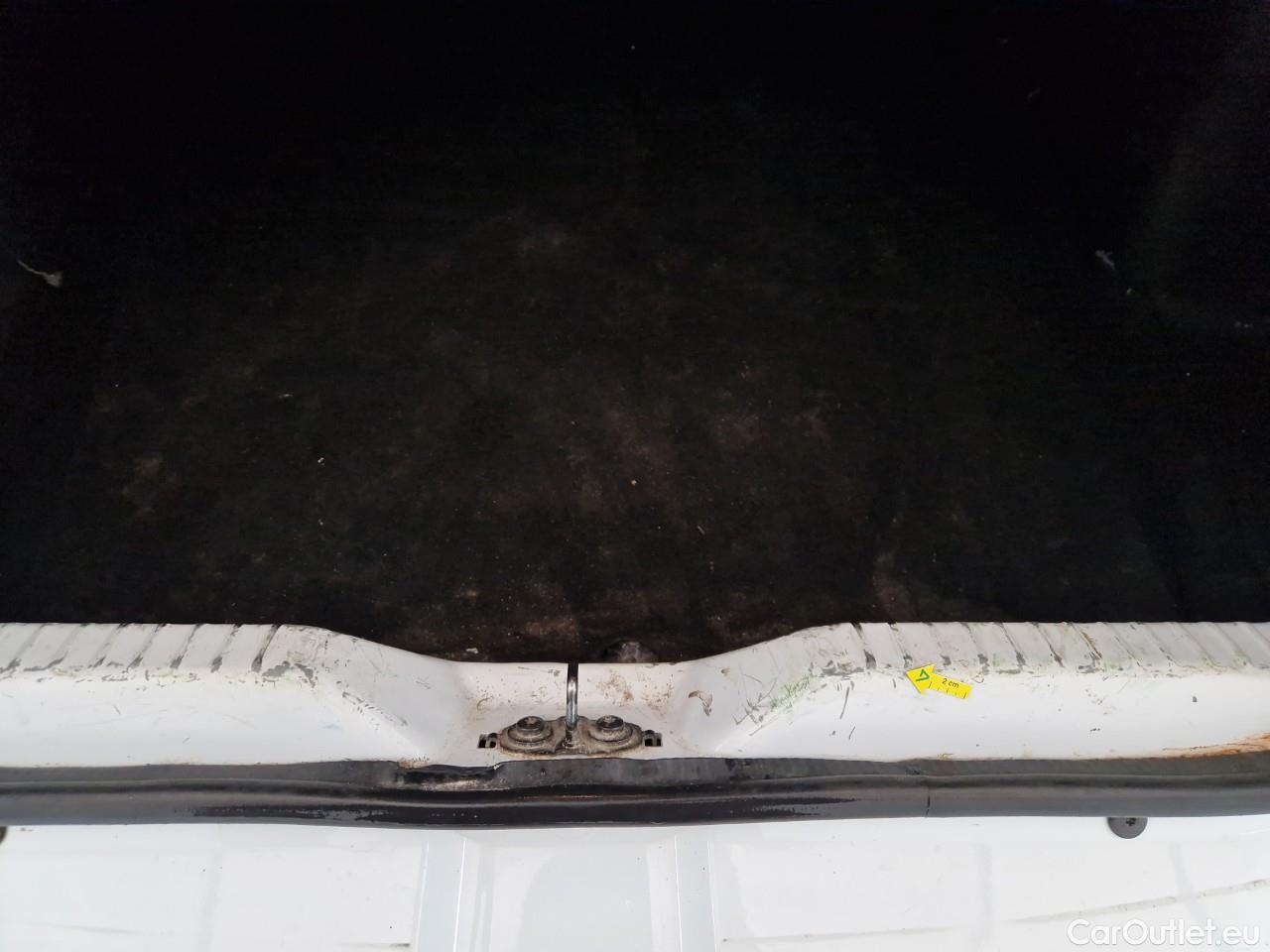  Dacia  Logan 1.0 TCe 90CP Comfort MT6 #54