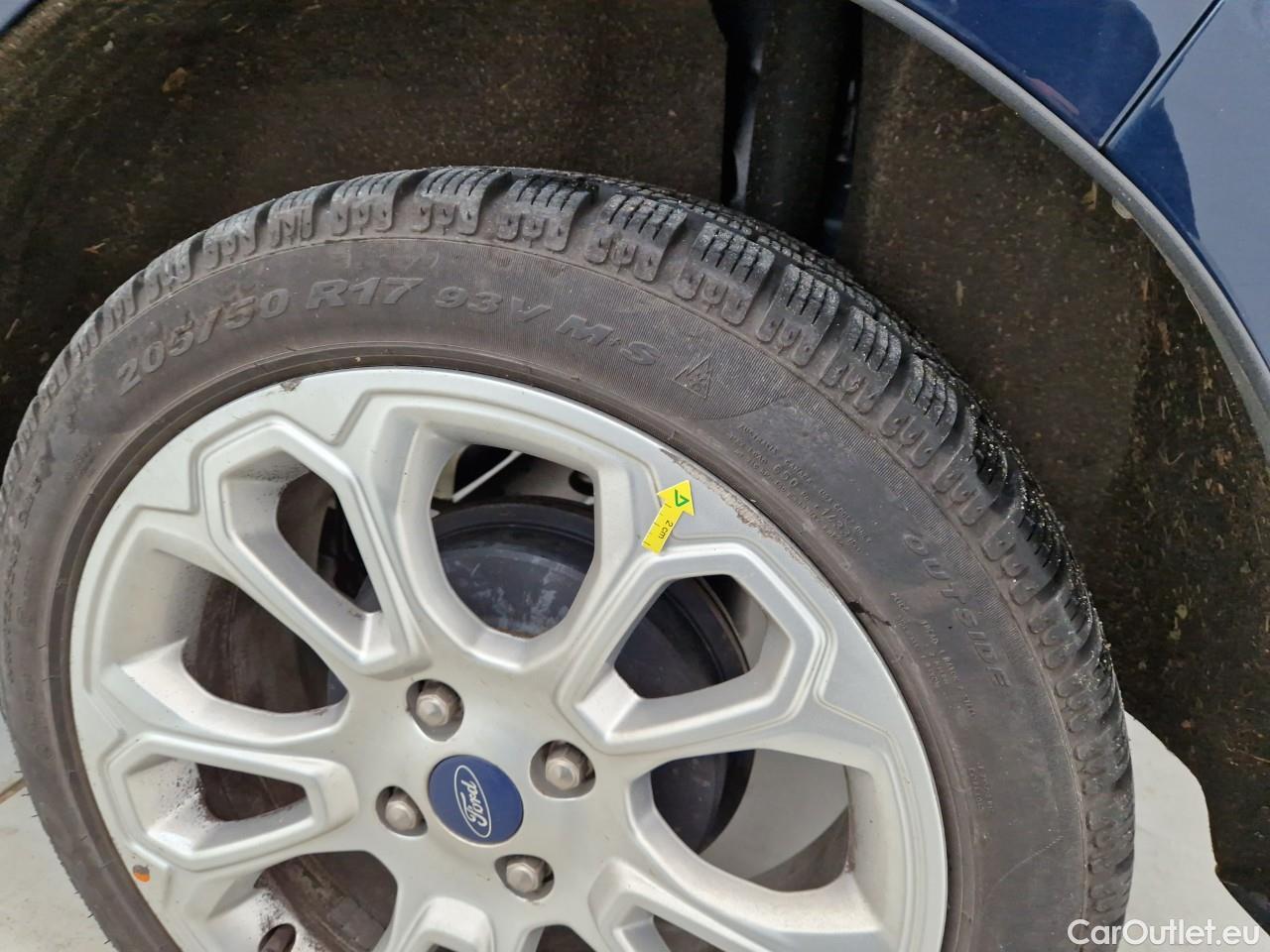  Ford   ECOSPORT 1.5 EcoBlue 95CP Titanium #36