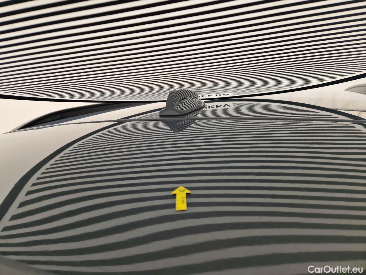  Volvo  XC 40 1.5 T5 PHEV Plus Dark Recharge DCT #2