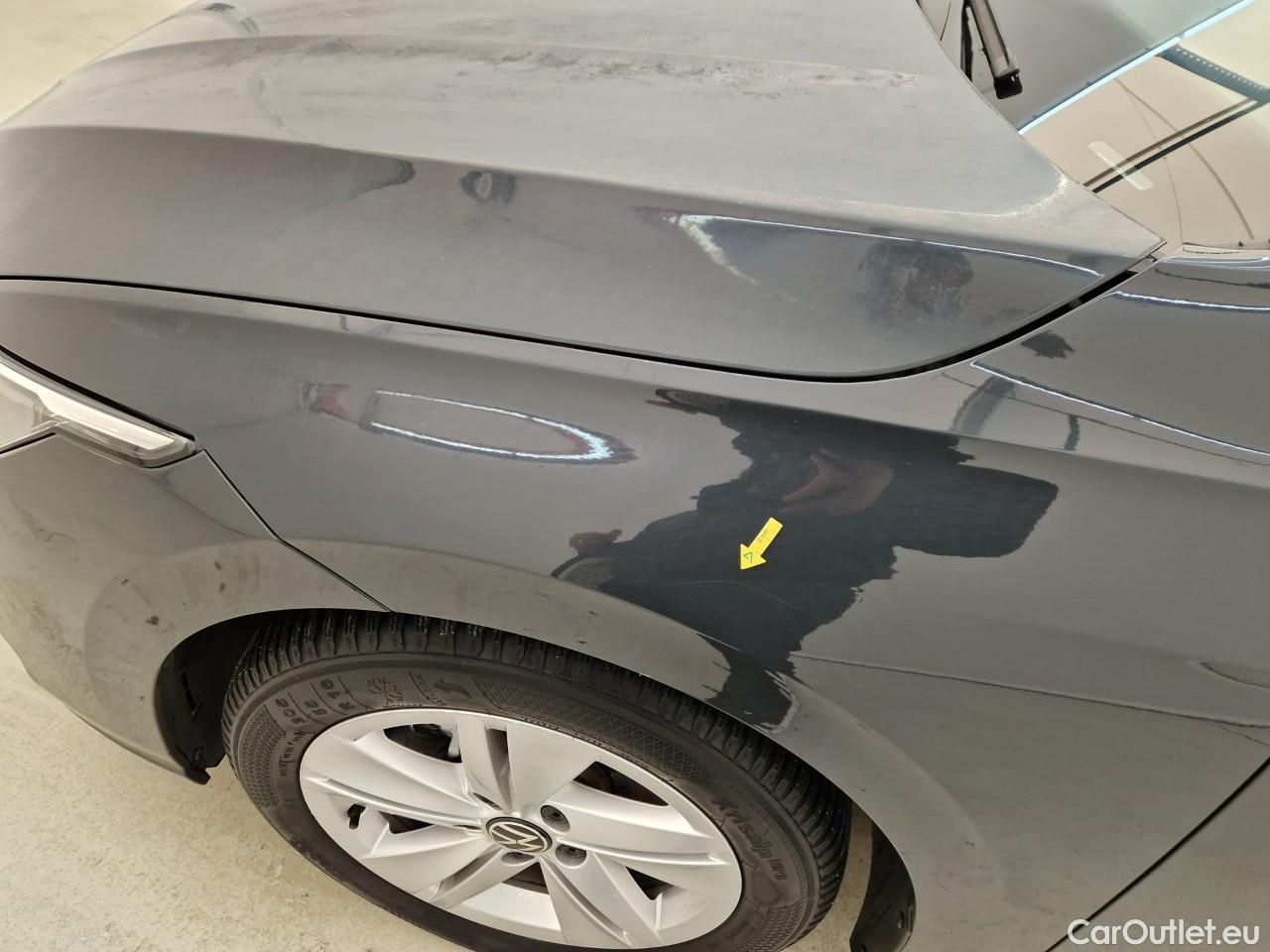  Volkswagen  Golf  1.0 TSI Life #6