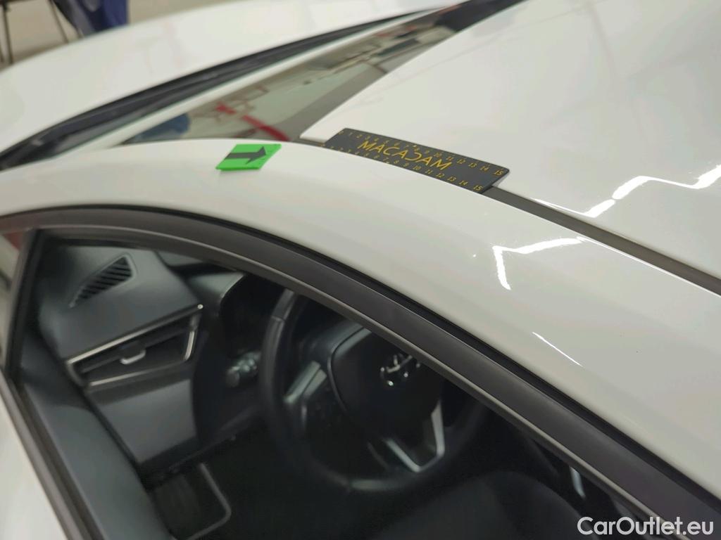  Toyota  Corolla 1.8 Hybrid Dynamic HSD E-CVT #29