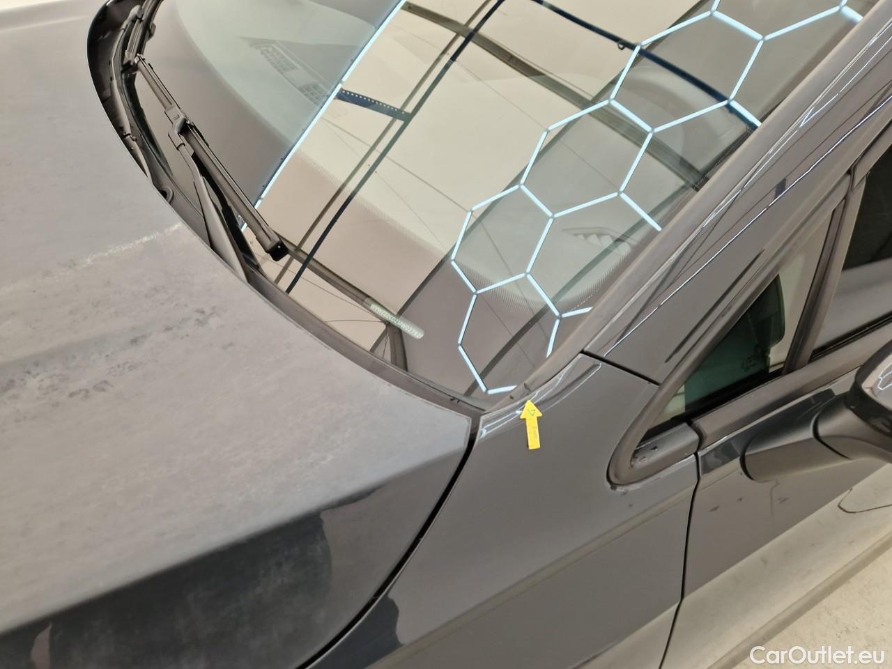  Volkswagen  Golf  1.0 TSI Life #19