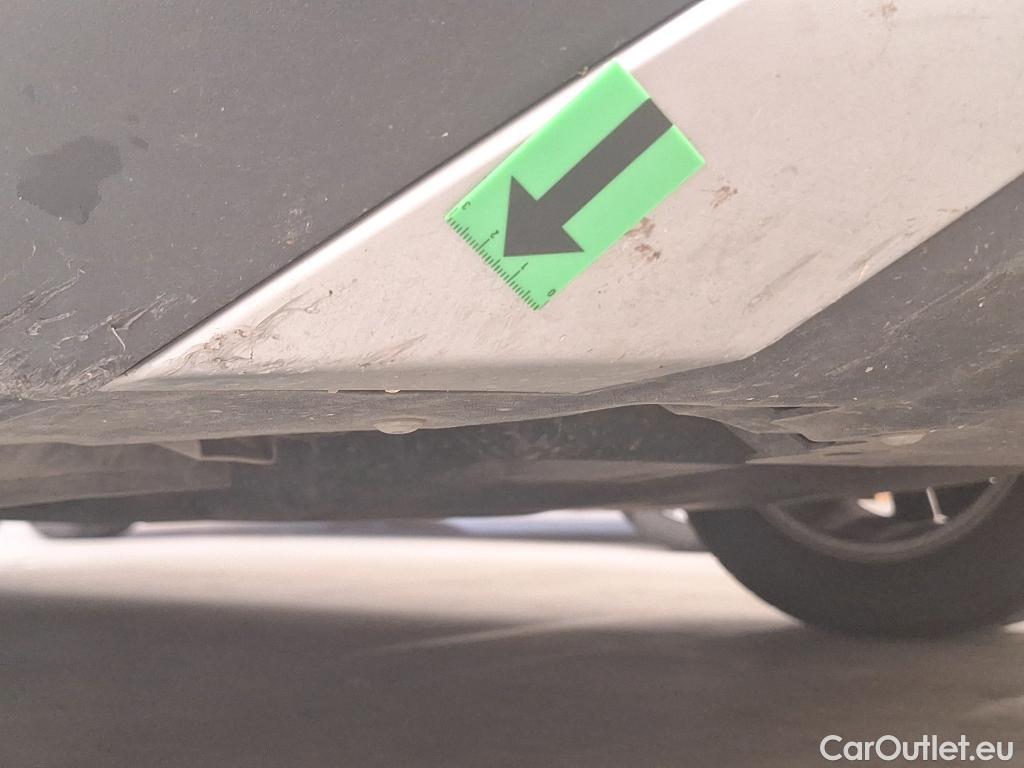  Volkswagen  T-CROSS 1.0 TSI 110CP Life DSG #6