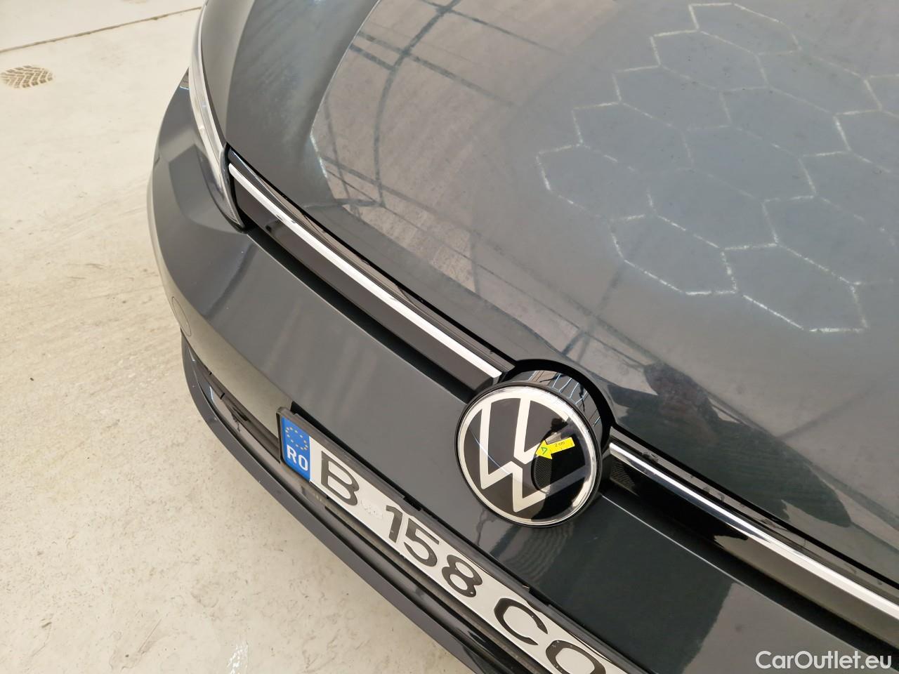  Volkswagen  Golf  1.0 TSI Life #17