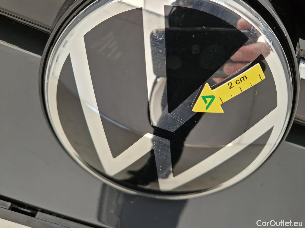  Volkswagen  Golf  1.0 TSI Life #16