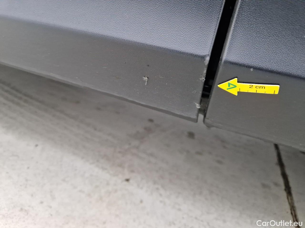  Volkswagen  Tiguan Elegance 2,0 TDI SCR DSG 4Mot #4