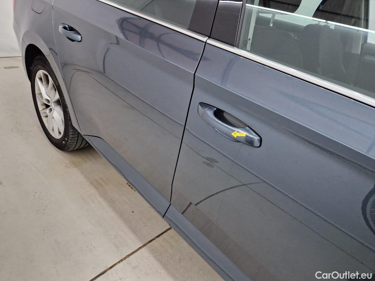  Skoda  Superb 2.0 TDI 150CP Ambition DSG #17