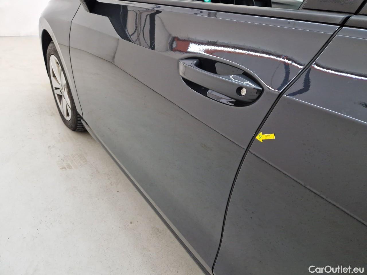  Volkswagen  Golf  2.0 TDI 116HP DSG Life Variant #3