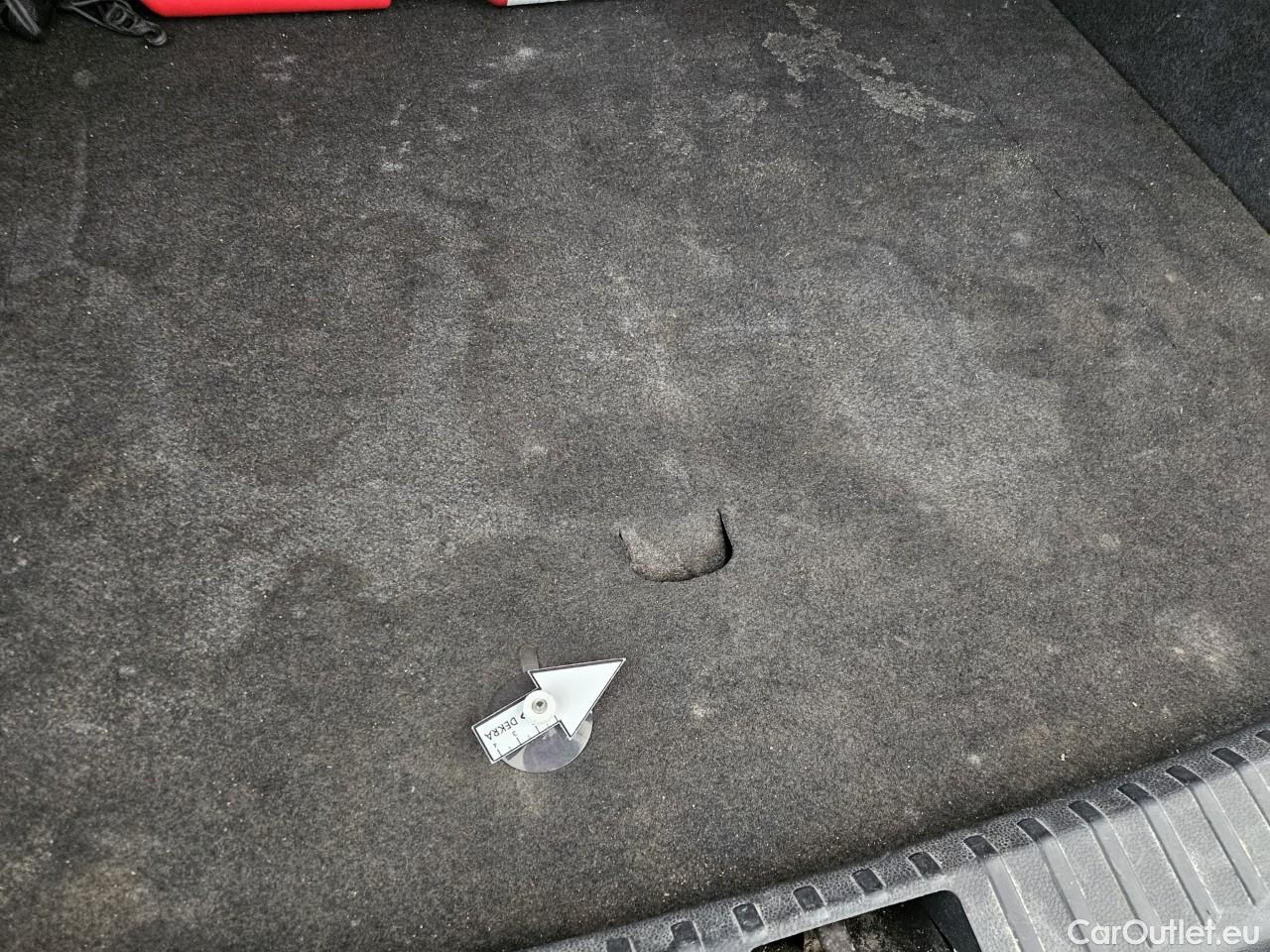  Skoda  Karoq 1.5 TSI 150CP Ambition #92