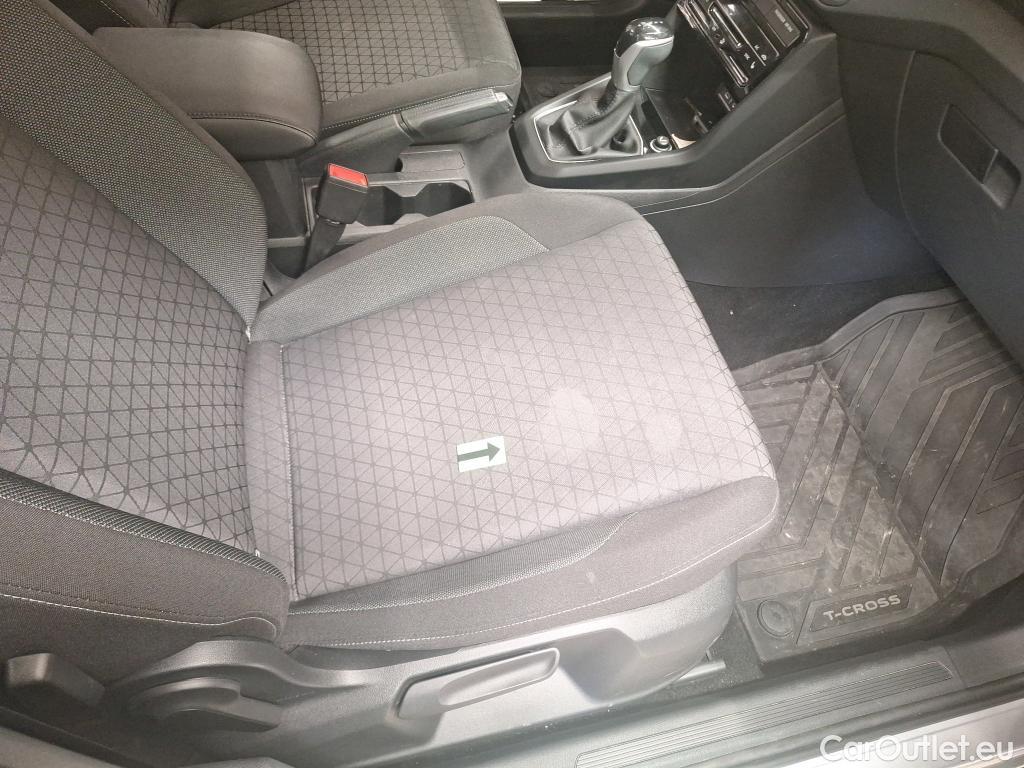  Volkswagen  T-CROSS 1.0 TSI 110CP Life DSG #11