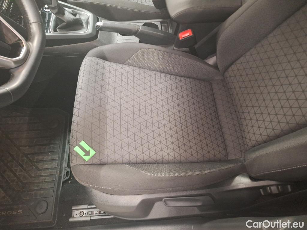  Volkswagen  T-CROSS 1.0 TSI 110CP Life DSG #13