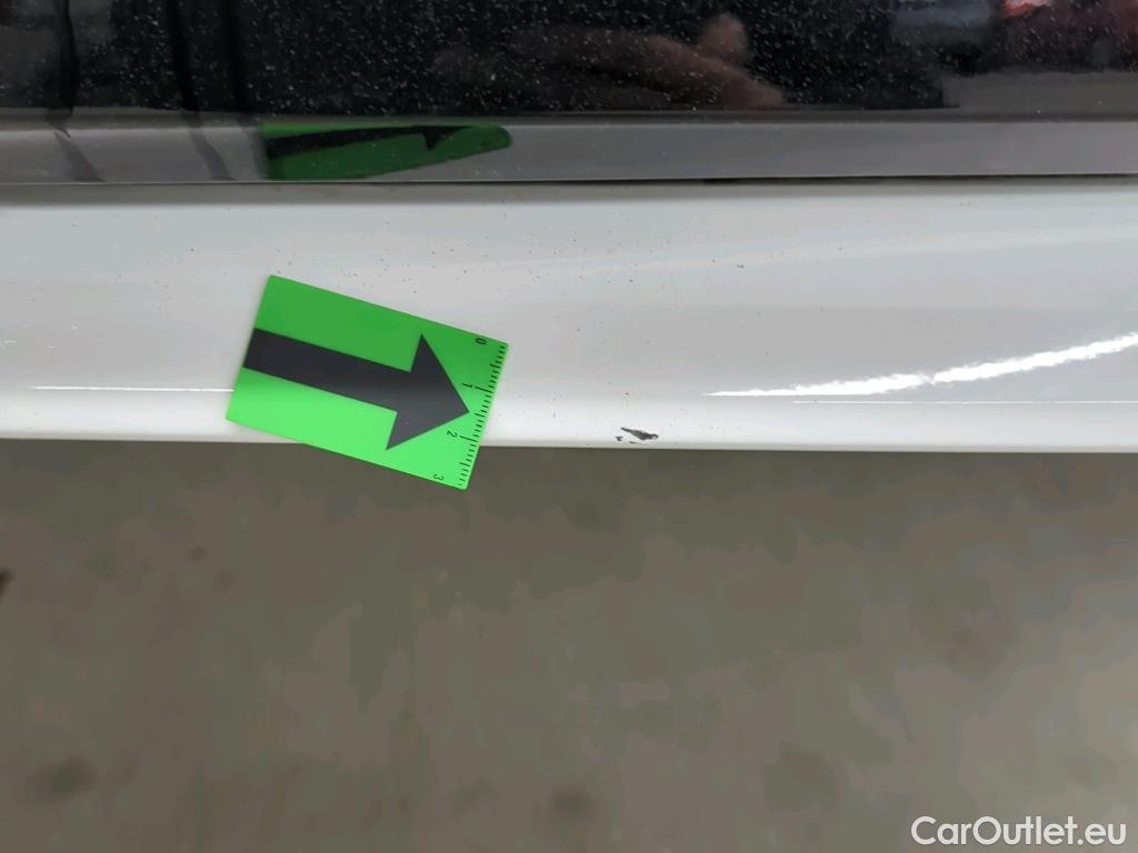  Toyota  Corolla 1.8 Hybrid Dynamic HSD E-CVT #38