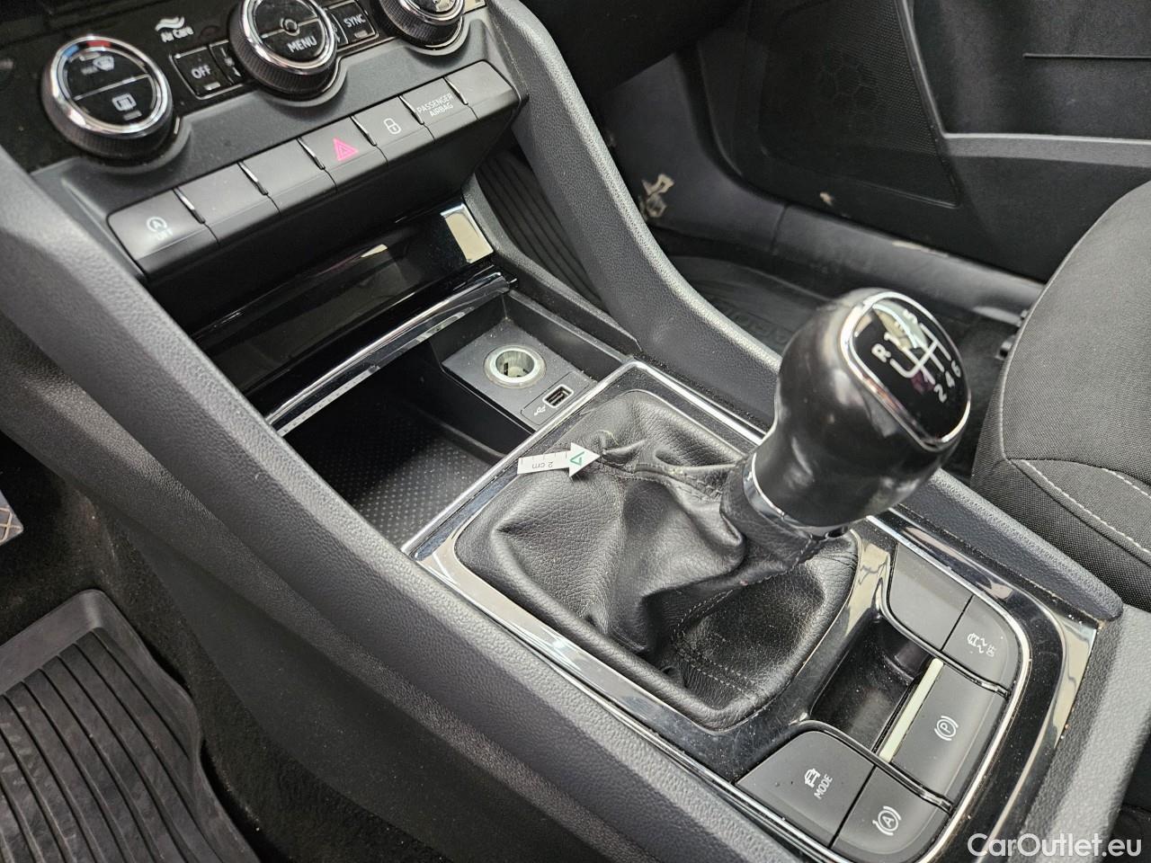  Skoda  Karoq 1.5 TSI 150CP Ambition #76