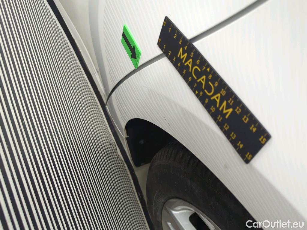  Toyota  Corolla 1.8 Hybrid Dynamic HSD E-CVT #20