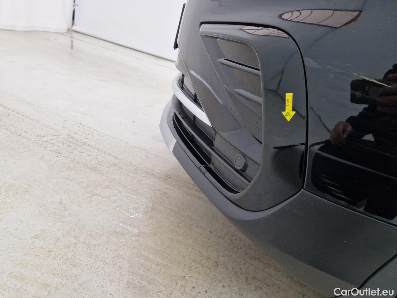  Volkswagen  Tiguan Elegance 2,0 TDI SCR DSG 4Mot #9